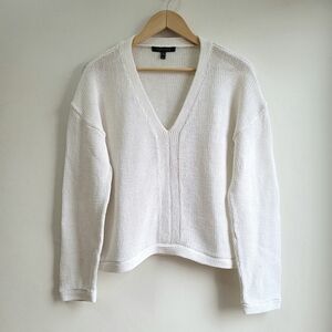 JUDITH & CHARLES Resortwear Chunky Knit Linen Blend White V-Neck Sweater M